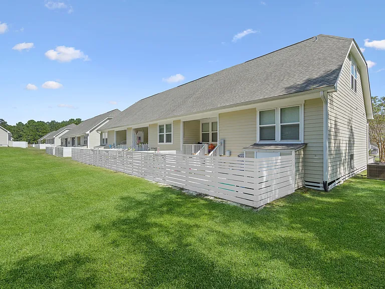 Cadia Myrtle Landing - Townhomes for Rent — Photo 16