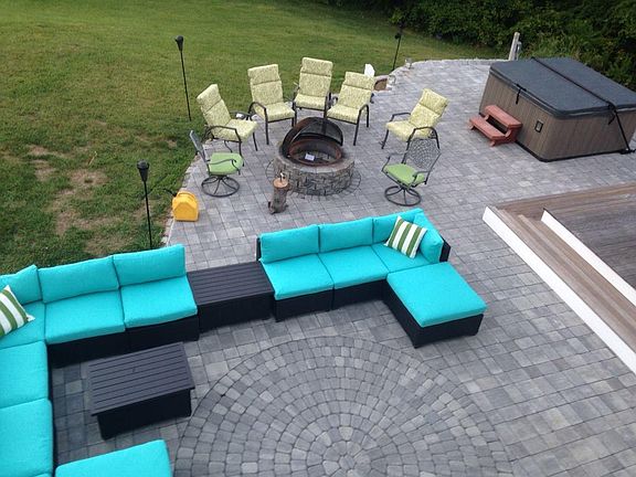 fire pit and hot tub