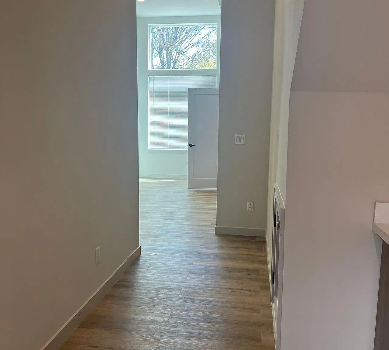 Studio, 417 sqft, $1,100 — Photo 4