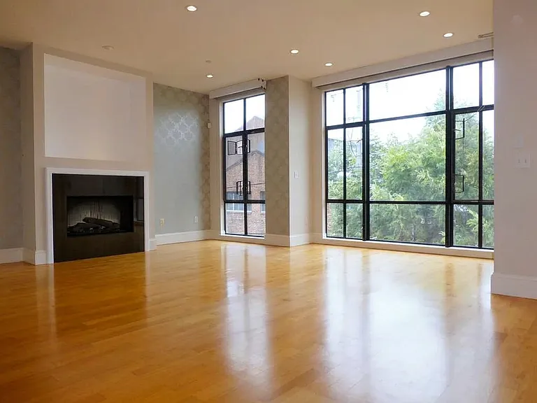 72 Langton St #2 — Photo 5