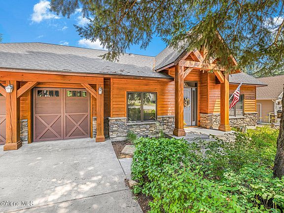 3rd image of 292 Stewart Dr