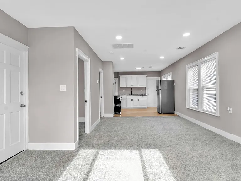 1684 William St #1 — Photo 12