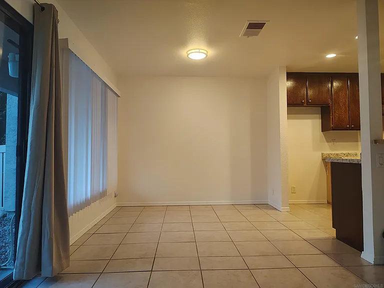 12112 Wilsey Way — Photo 31