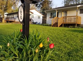 1029 Ridgewood Way, Madison, WI 53713