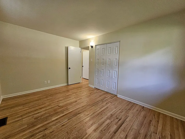 3617 Leeds Ln — Photo 17