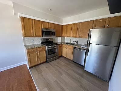 5th image of 94 Weed Ave Floor 3