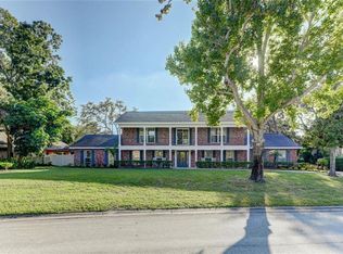 2346 Kings Point Dr, Largo, FL 33774