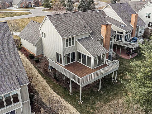 4th image of 4879 Doral Dr
