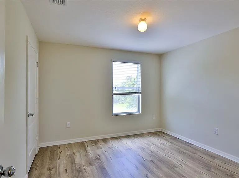 441 White Coral Ln — Photo 17