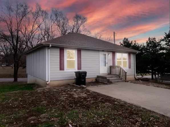 602 N Clark Ave, Edgerton, MO 64444