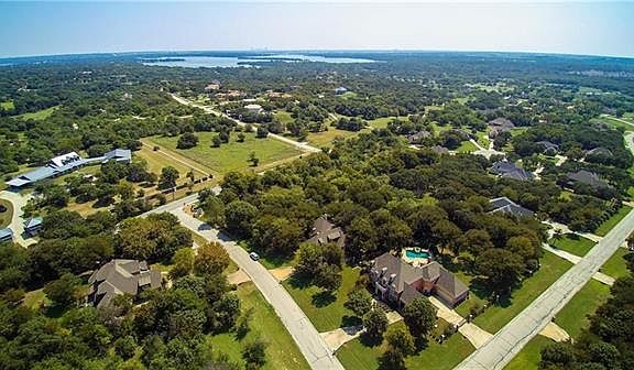 5th image of 4324 Estancia Way