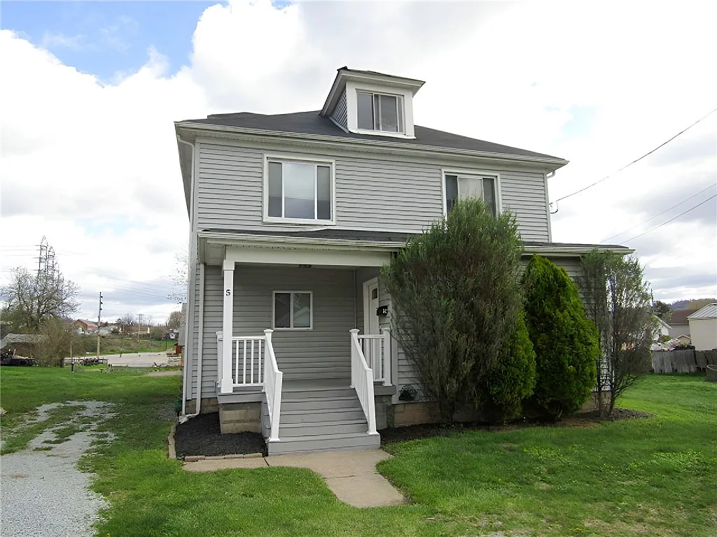 5 Davidson Ave photo 1
