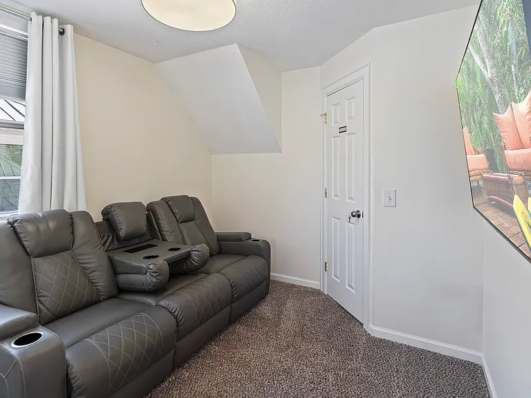 5671 Old Berkley Rd #1 — Photo 46