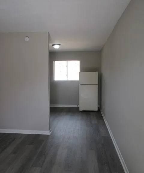784 Terminal Ct #10 — Photo 3