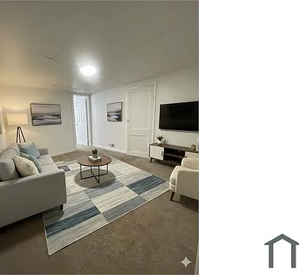4 bed, $1,800 — Photo 2