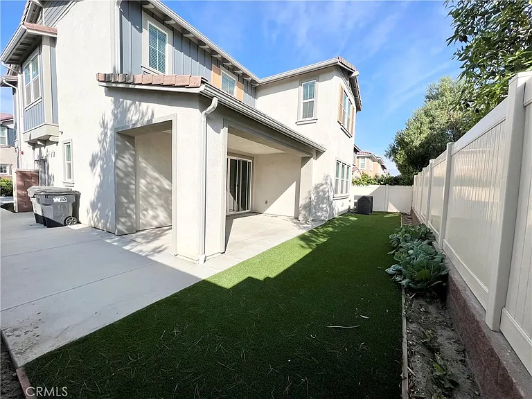 8790 Bay Laurel St — Photo 42