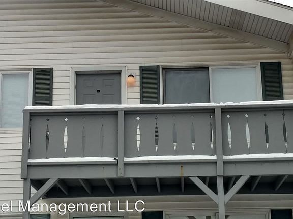 5th image of 13470 Dixie Hwy APT C2