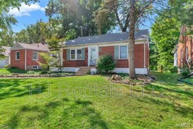 2 bed, 1.0 bath, 1115 sqft, $1,395 — Photo 4