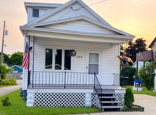 1509 9th St, Menominee, MI 49858