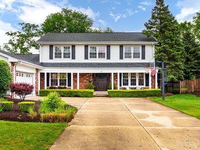 2S151 Stratford Rd, Glen Ellyn, IL, 60137