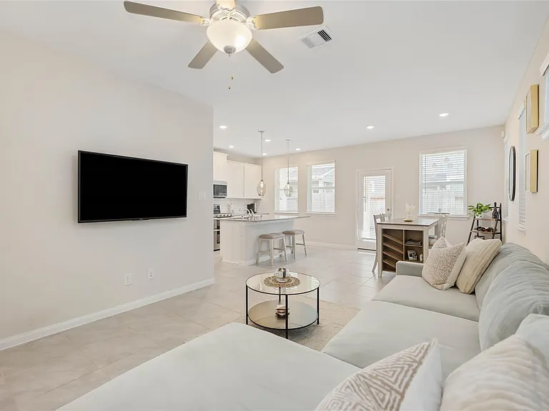 1512 Parkland Oak Dr — Photo 2