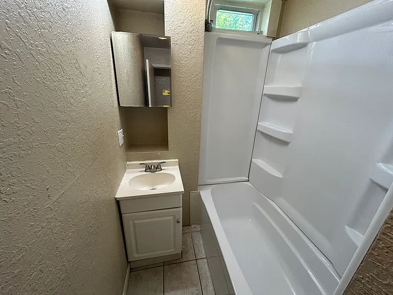 1080 Wilson Ave #1082 — Photo 3