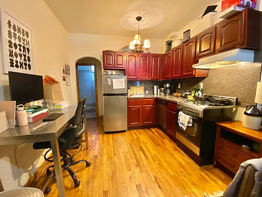 Rented by Simply Brooklyn Realty Inc | media 6
