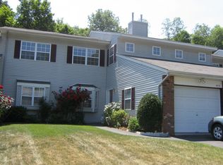 472 Meri Ln, Monroe, NY 10950