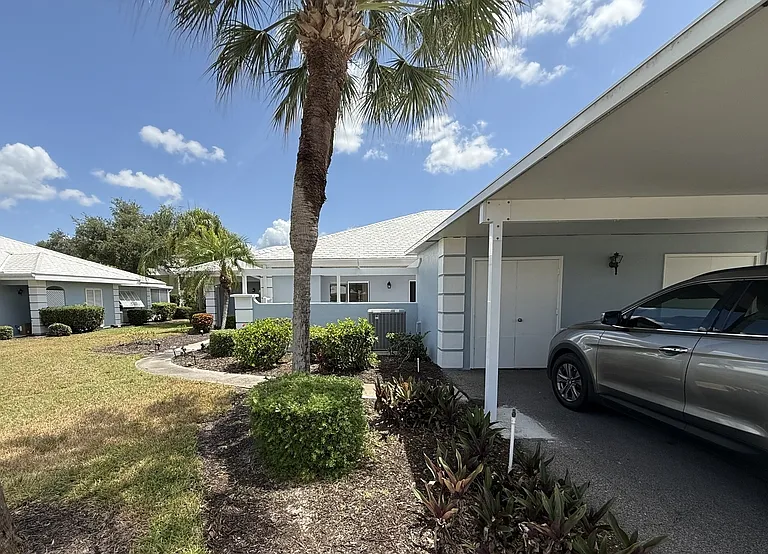 437 Wexford Cir #79 — Photo 1