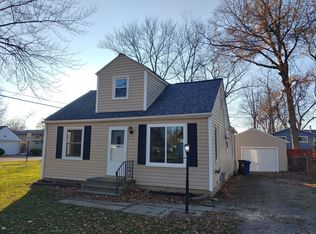 692 Pasadena Ave, Sheffield Lake, OH 44054