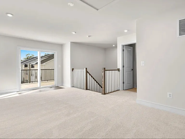 42123 Picasso Sq — Photo 26
