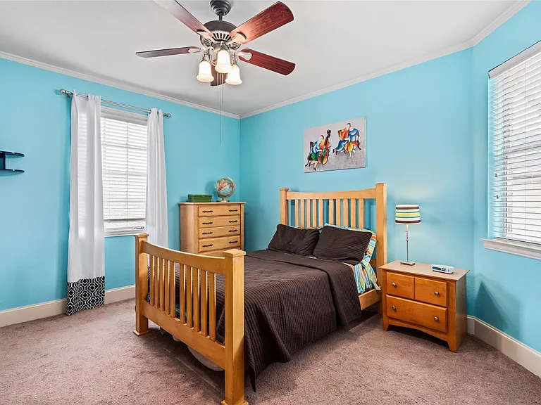 5932 Riverbend Pl — Photo 7