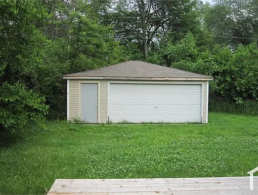 16535 Spaulding Ave — Photo 9