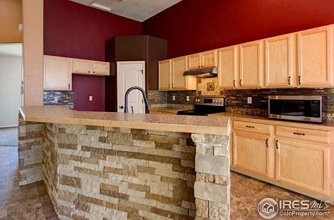 5th image of 2305 Talon Pkwy