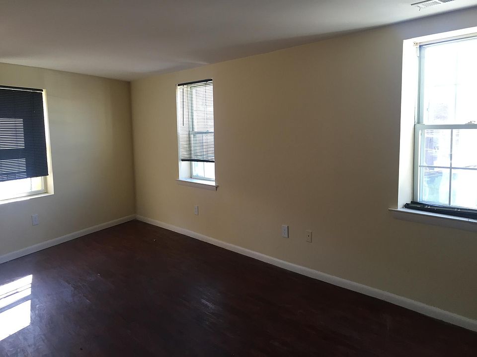 1st image of 1001 Frankford Ave APT 3