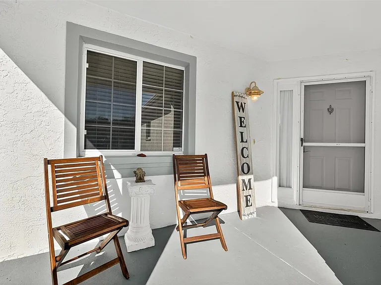 2048 NW 50th Ave — Photo 34