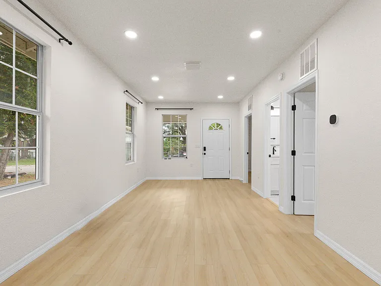 2214 N 64th St — Photo 24