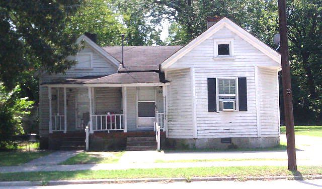 1st image of 1107 W Thomas St