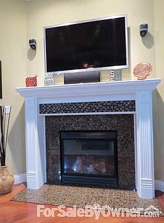 Living Room
						:
						Open living concept