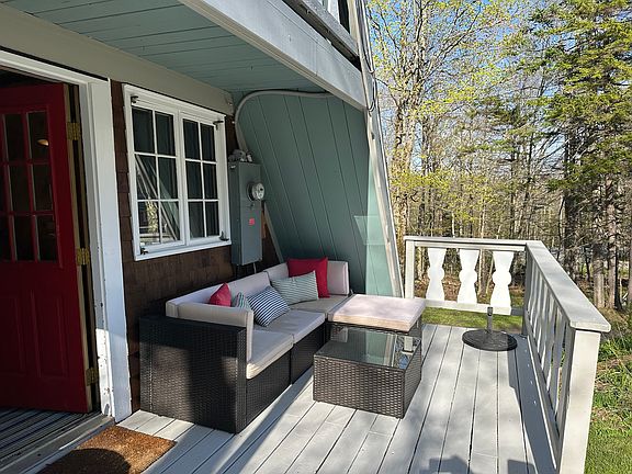 Perfect spot for morning coffee or afternoon nap