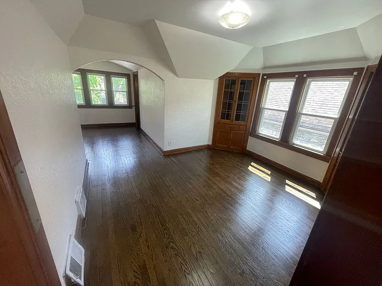 3347 N 29th St. (Duplex) — Photo 8