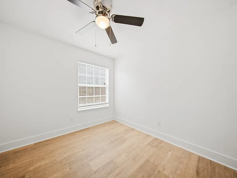 1560 Cinnamon Bear Cir — Photo 26