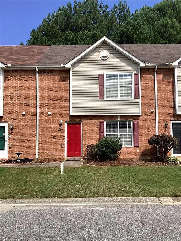2 bed, 2.5 bath, 1240 sqft, $1,700 — Photo 1