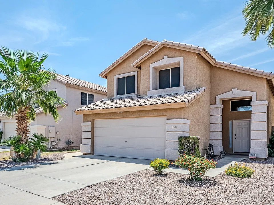 3931 E Kimberly Way