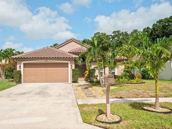 1842 Oak Berry Cir, Wellington, FL 33414