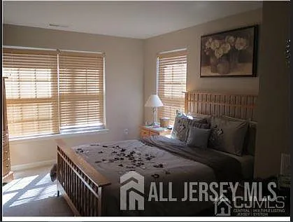 1056 Morning Glory Dr — Photo 5