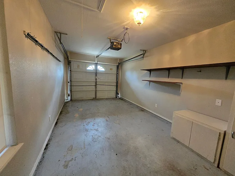 914 W Pierce Ave — Photo 10