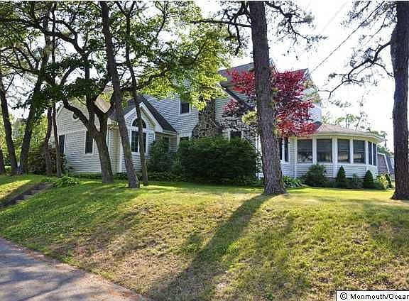 2nd image of 101-5 Avon Ct