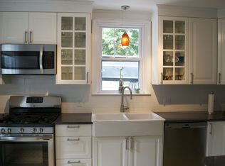 47 Hyland Ave, East Greenwich, RI 02818