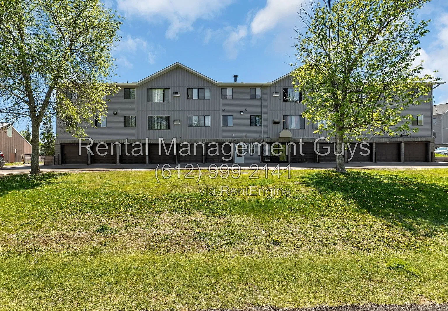 4 bed, 2.0 bath, 1056 sqft, $1,400 — Photo 2